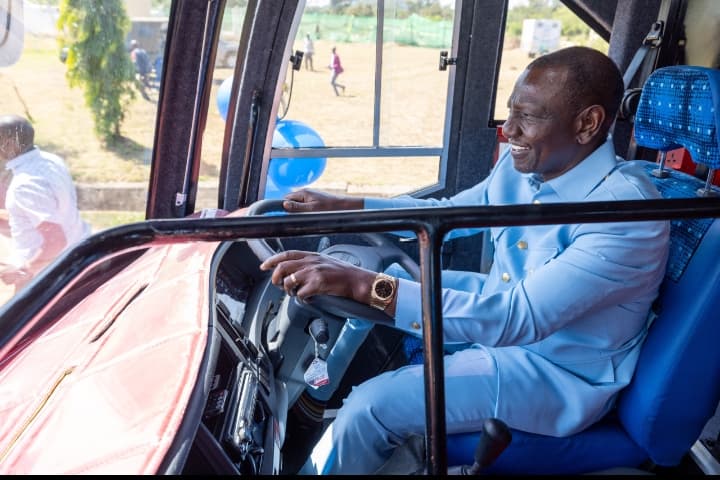 Excitement as Ruto drives new bus into Mitunguu TTI before presenting it image 4