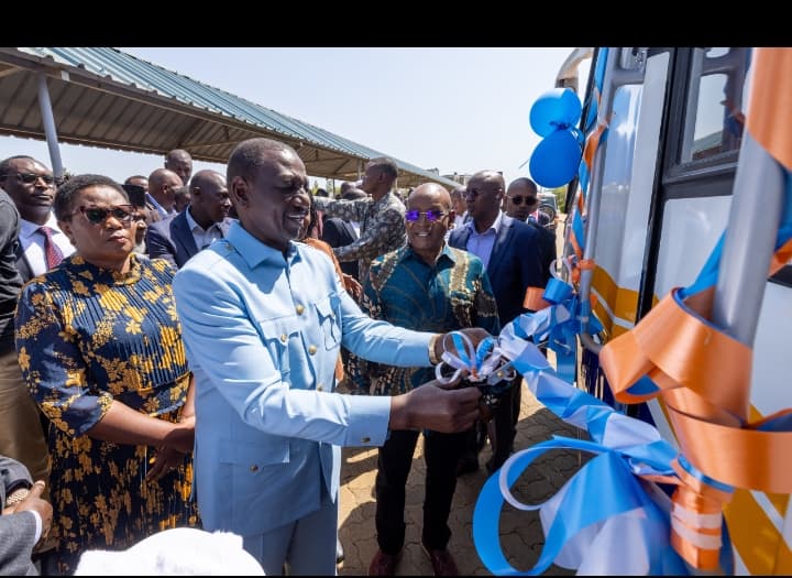 Excitement as Ruto drives new bus into Mitunguu TTI before presenting it image 3
