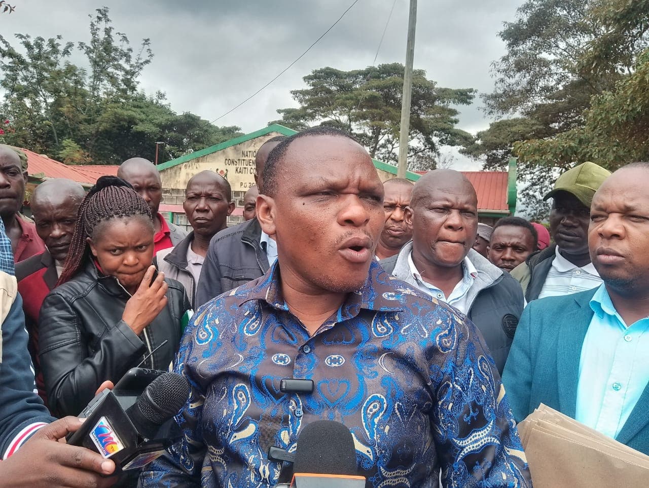 Kaiti MP issues Ksh6 million bursaries to secondary schools