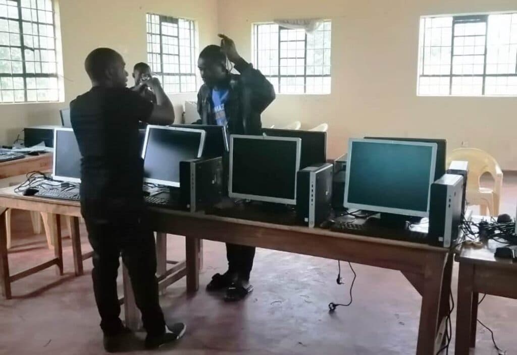 Shinyalu MP unveils computer lab in Mukhonje Secondary image 1