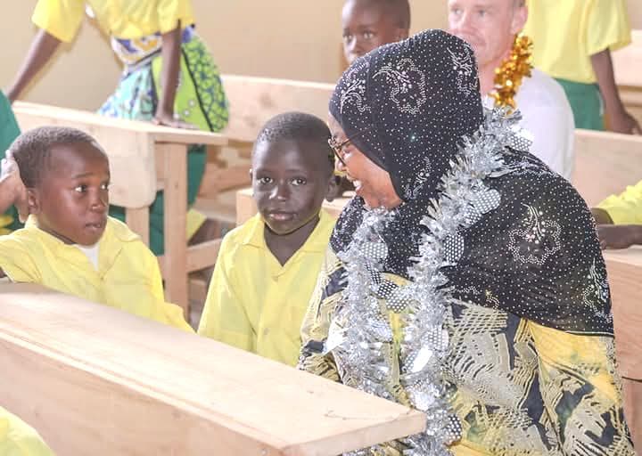 Kwale Governor commissions classroom block, toilet facility at Chifusini Primary in Kinango image 2