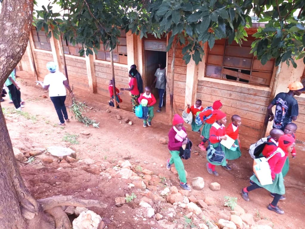Parents shut down primary school in Machakos over alleged mismanagement by head teacher