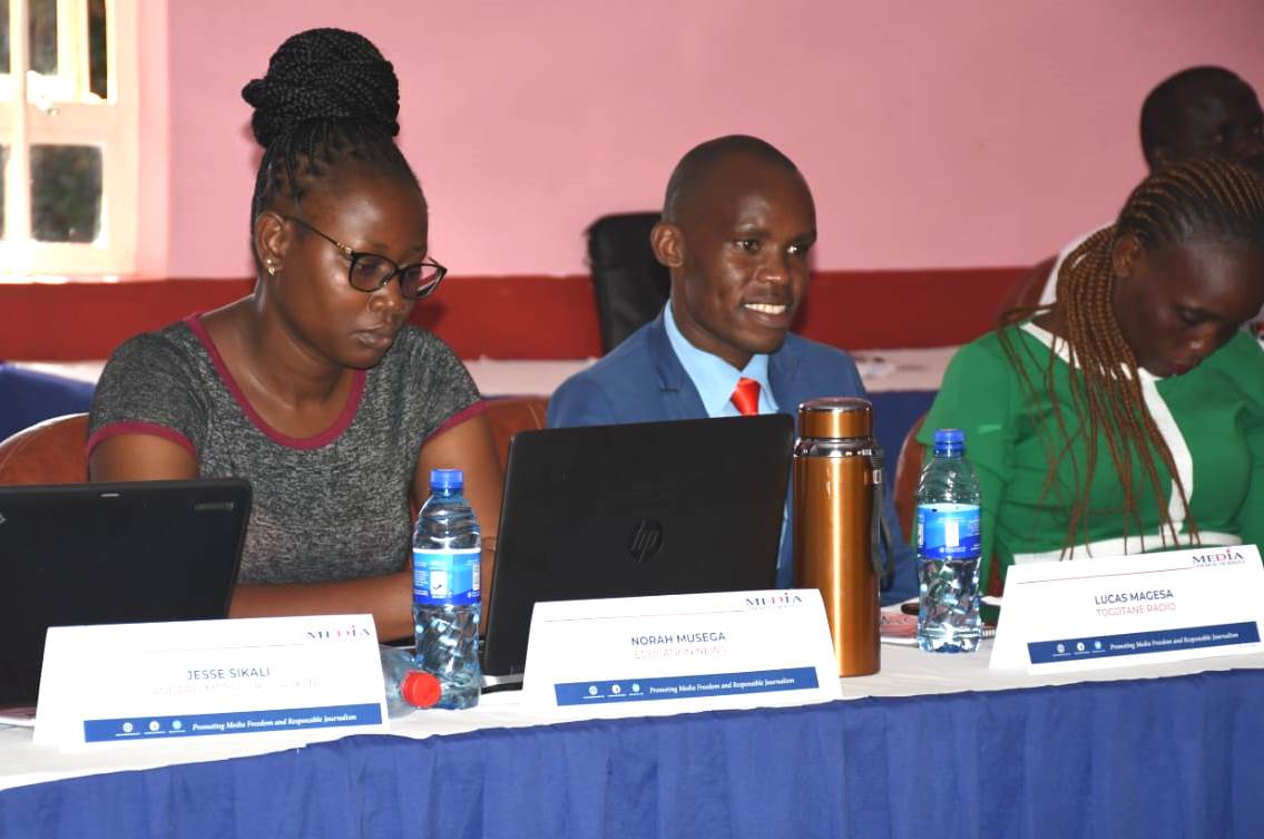 Migori based journalists following the proceedings during a seminar by MCK at Sunrise Hotel in Kehancha yesterday to celebrate World Radio Day. 2 1