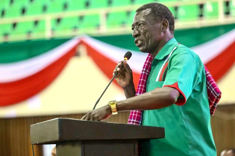 KNUT Secretary General Collins Oyuu speaking during the past teachers event.