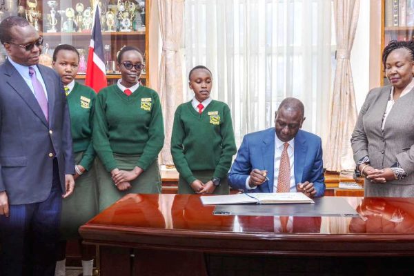 President Ruto sends best wishes to KPSEA, KCSE candidates