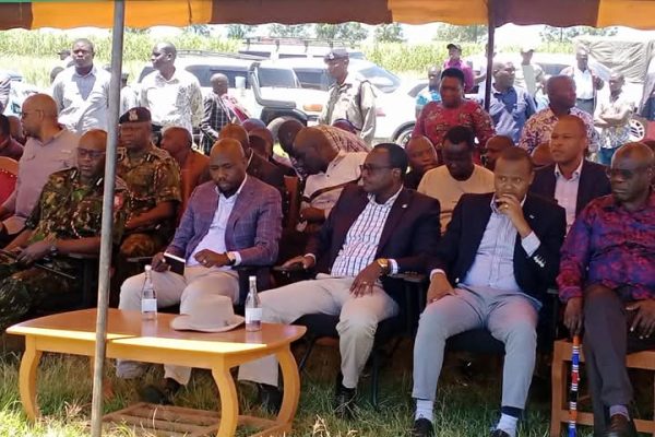 PROGRESSING STORY: CS Ogamba, kipchumba Murkomen in conflict-prone Narok, Kisii border to preach peace