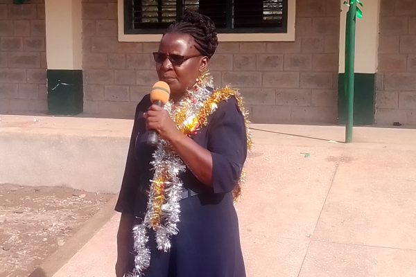 Education director calls on parents and teachers to offer proper career-guidance to students