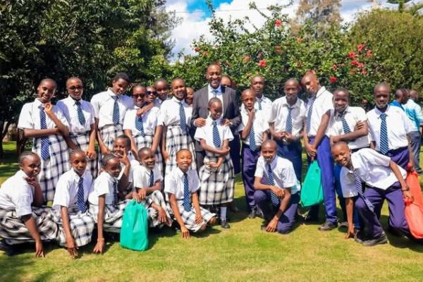 Nyeri Senator hosts learners in Nairobi for inspirational educational tour