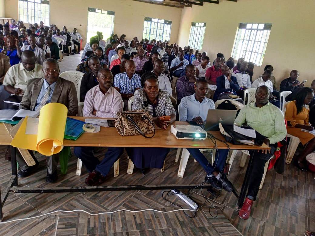 Teachers from Rarieda Sub County in Siaya following proceedings during a TIMEC training in Siaya town recently. Photo Martin Omuga