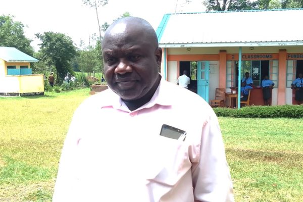 Kakamega’s Chevoso Secondary receives Sh1 million boost from President’s Ruto aide for Science Lab