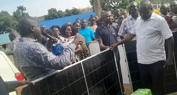 Busia’s Amagoro Primary gets 1 million solar power boost to curb power outages