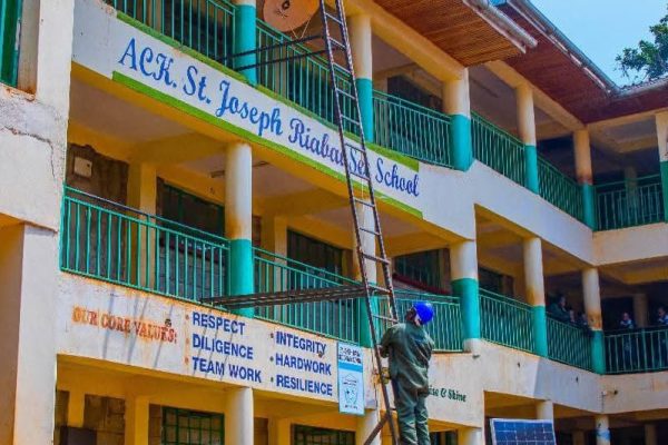 Kiambu’s Riabai Primary gets connected to solar energy to curb power outages, cost