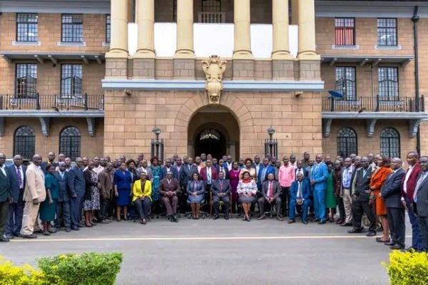 Kakamega North teachers meet Prime CS Mudavadi to fast-track school upgrades