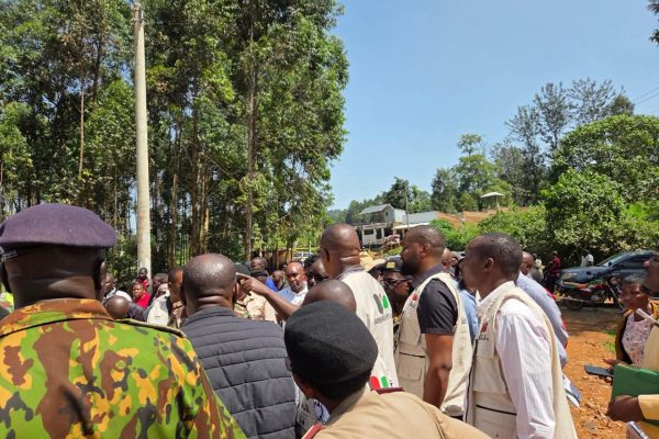 Anxious residents at SuguboSecobdary School. Photo Enock Okongo