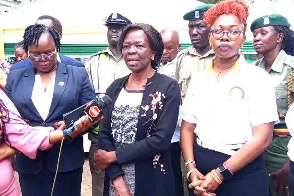 Jacintah Orwa centre with Lady Justice Teresah Oderaright and other members of the judiciary