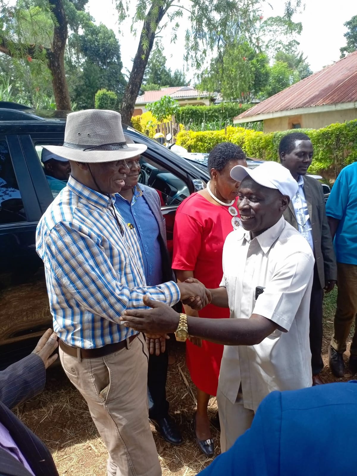 KNUT warns Sossion against return to union politics, declares full support for Malel Lang’at 2 Hesbon Otieno KNUT Deputy Secretary General warmly greets former Bomet KNUT Assistant Executive Paul Sang during a church fundraiser at AGUC Chekeilek Mogogosiek Ward Konoin Sub county
