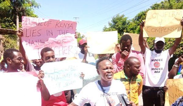 JSS teachers during demonstrations