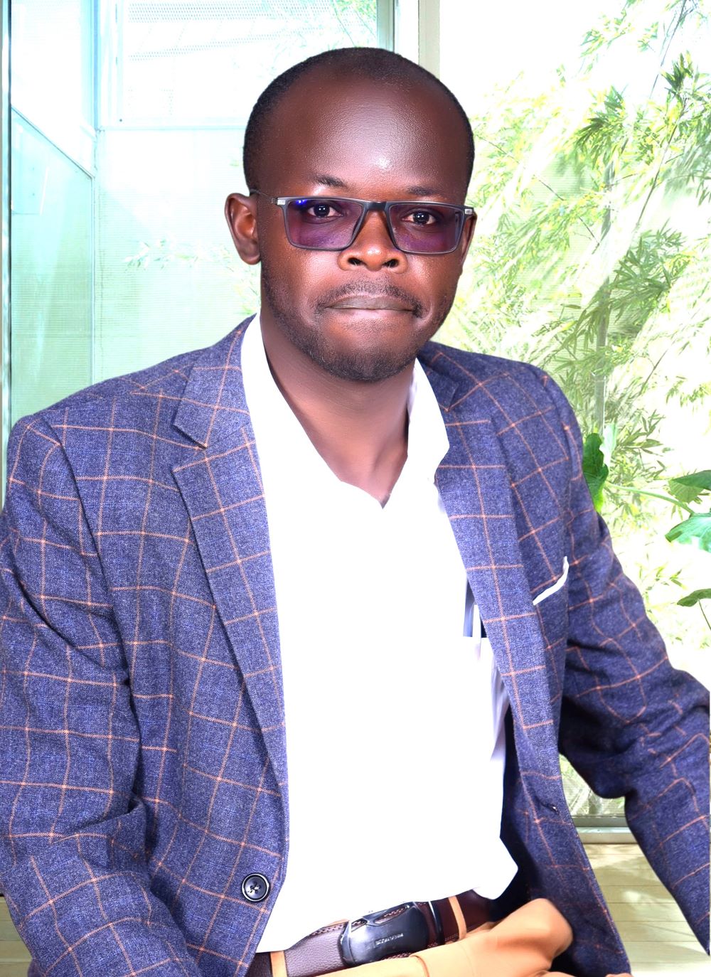 Counting the cost: Strengthening budgeting in Senior schools 2 Victor Ochieng 1