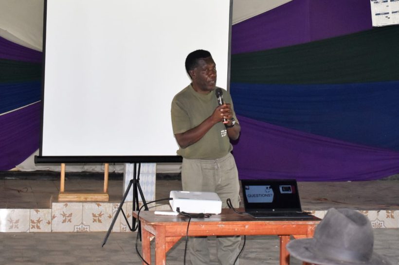Head of external and communication affairs Rai group of companies Kabras branch George Muruli addressing members of the I&G Sacco. He has called upon schools and teachers to venture into cane farming to boost their cash flow