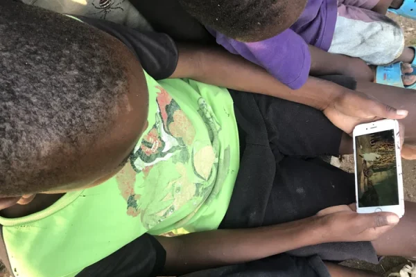 Kids hooked on a phone clip