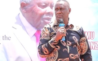 Matungulu MP Stephen Mule addressing mourners yesterday at Katulu village s