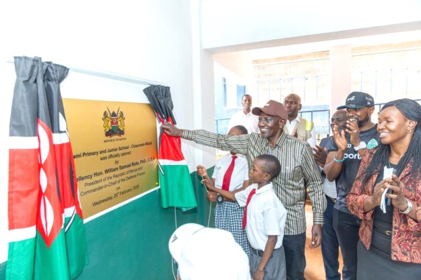 President William Ruto directing TSC to absorb BOM teachers at Kangemi Primary School.