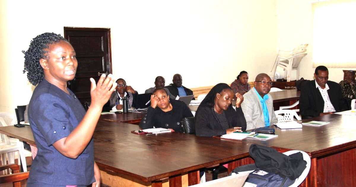 South Rift Regional Population Coordinator Ms. Janet Lunayo addressing the Inter Ministerial Policy Steering Committee. More than half of street children in Kenya are aged five years