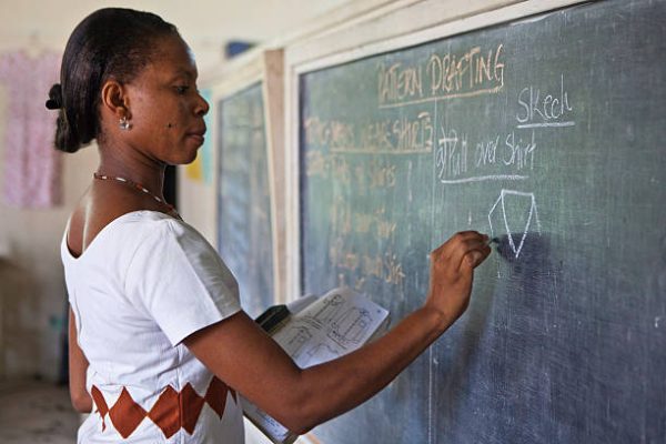 A teacher in class. CPG framework