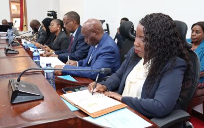 Higher Education PS Dr. Inyangala in the company of TUK officials during the senate session