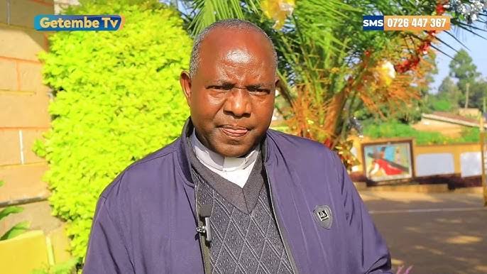 NACADA Kisii Chairman, Kisii Fr. Lawrence Nyaanga addressing the press