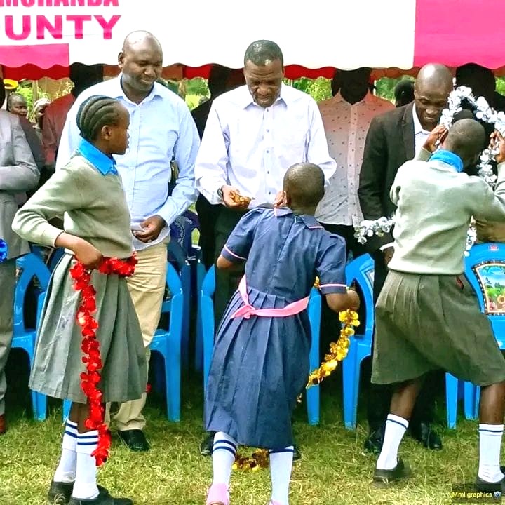 Rally behind Ruto's education agenda, PS Bitok urges leaders across political divide 2 Basic Education Principal Secretary Julius Bitok inspecting condemned classrooms at Mayuge Primary School in Malava Constituency during an education development tour.