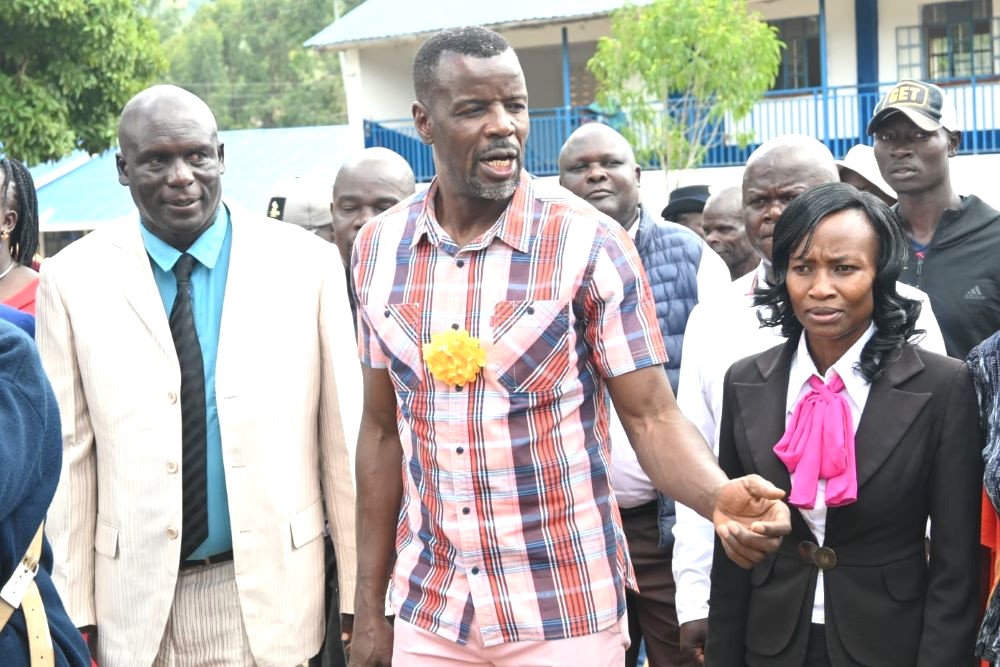 Webuye West MP warns learners against social media misuse as new tuition block is unveiled 2 Webuye West MP Dan Wanyama with Webuye S.A Comprehensive School headteacher Hillary Kachibo at the unveiling of a new tuition storey block.