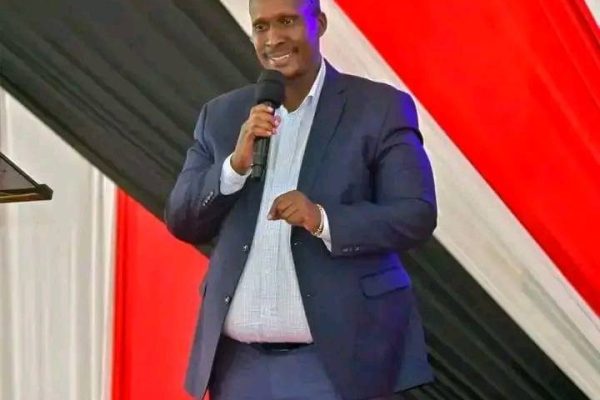 South Rift Regional TVETs Director Peter Cheruiyot speaking during the Kericho TVC graduation