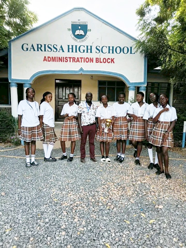 Mitua Girls Senior School students at Garissa High School during the Kenya Science and Engineering Fair (KSEF).