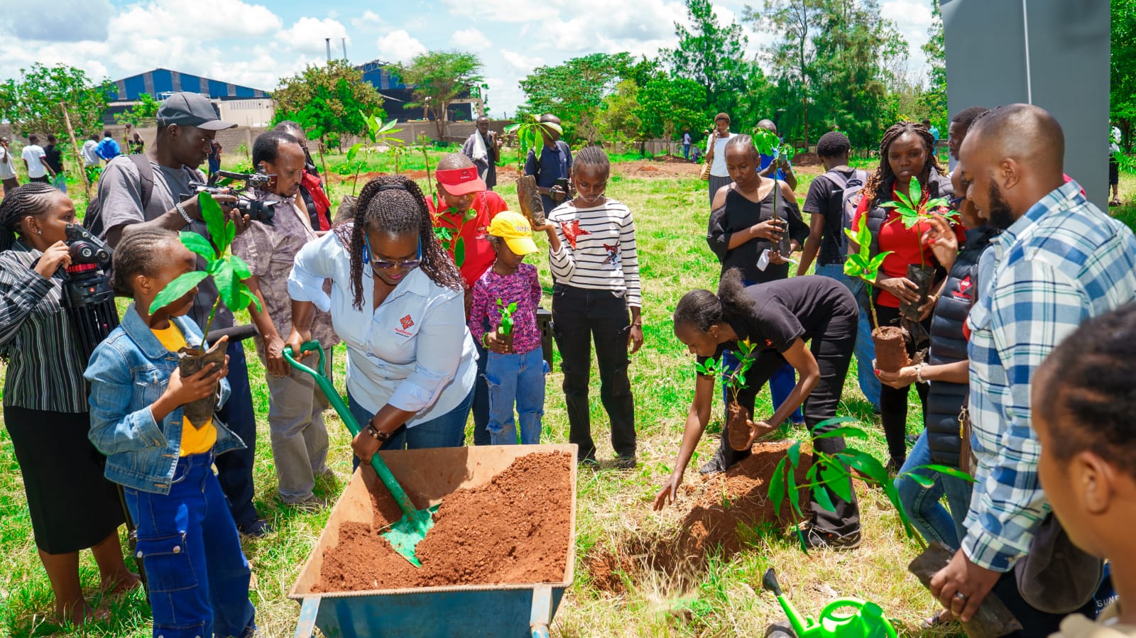 Varsities urged to plant medicinal trees to boost learning, research and environmental conservation 2 Participants during the tree planting drive hossted by the School of Pharmacy and Pharmacy Students Association at MKU
