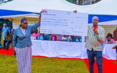 Kiambu Town MP delivers students bursaries