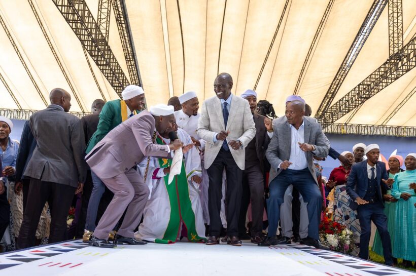 President William Ruto, Deputy President Kithure Kindiki and members of the Akorino community in a dance during a thanksgiving service at State House, Nairobi. Photo/Courtesy