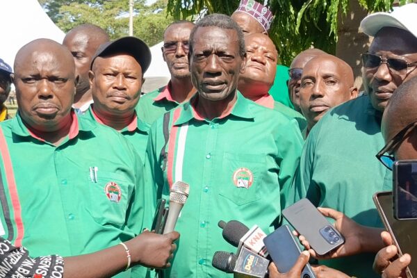 b6fd4e7b 63b9 44af aace e0847a63d02d