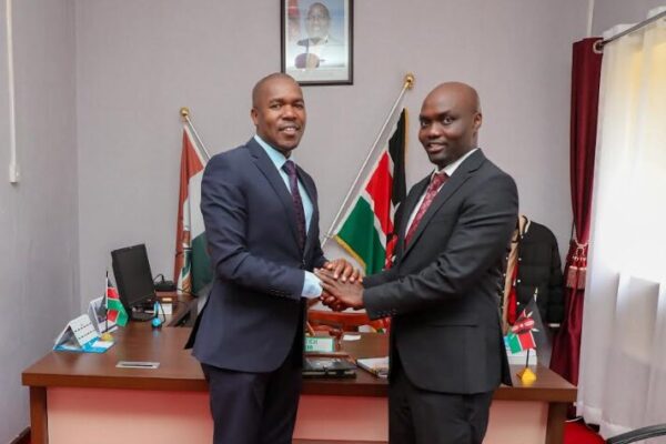 Elgeyo Marakwet Governor Wisley Rotich with New KCC Managing Director Joseph Choge. Pre-primary school children in Elgeyo Marakwet County are set to benefit from a free milk programme following a proposed partnership between the county government and New Kenya Cooperative Creameries (New KCC).