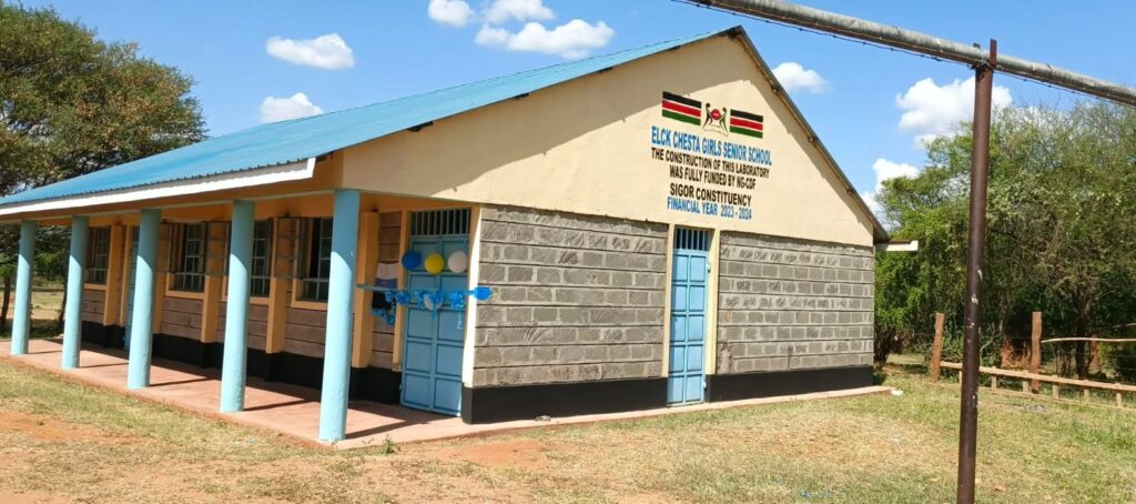 Chesta Girls modern laboratory