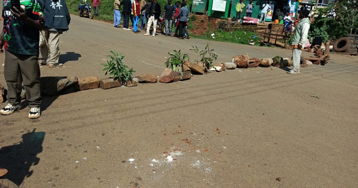 Road barricaded withj stones during motorists strike