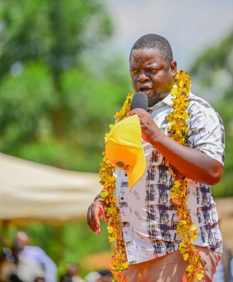 Shinyalu MP Fred Ikana addressing his constituents during the event