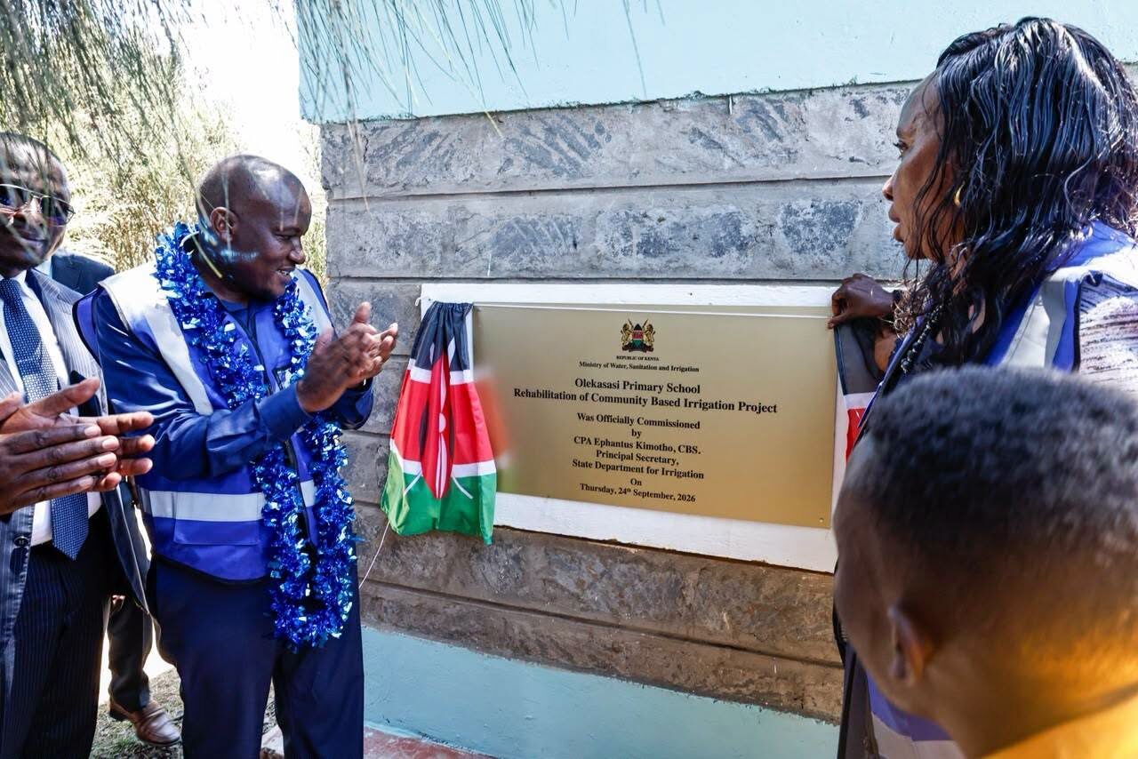 Principal Secretary of Irrigation Ephantus Kimotho Commissioning a Borehole In Olekasasi Primary School